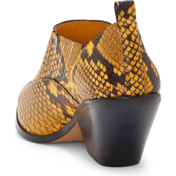 Vince Camuto Jetera Ankle Western Bootie Gold NEW - Picture 2 of 12